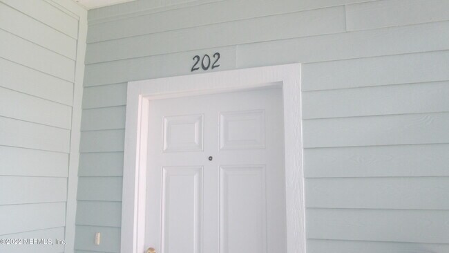 8226 Green Parrot Rd in Jacksonville, FL - Building Photo - Building Photo