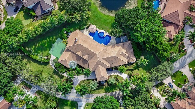 property at 3502 Derby Ln