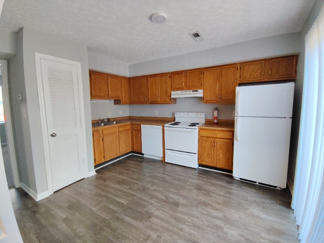 11 Hobbs Ln in Lynchburg, VA - Building Photo - Building Photo