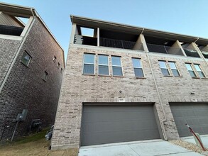 3525 Kingsland Dr in Plano, TX - Building Photo - Building Photo