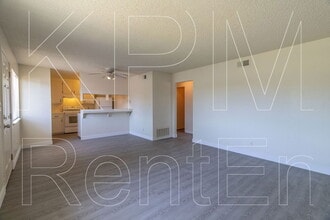 1220 Occidental Ave in Stockton, CA - Building Photo - Building Photo