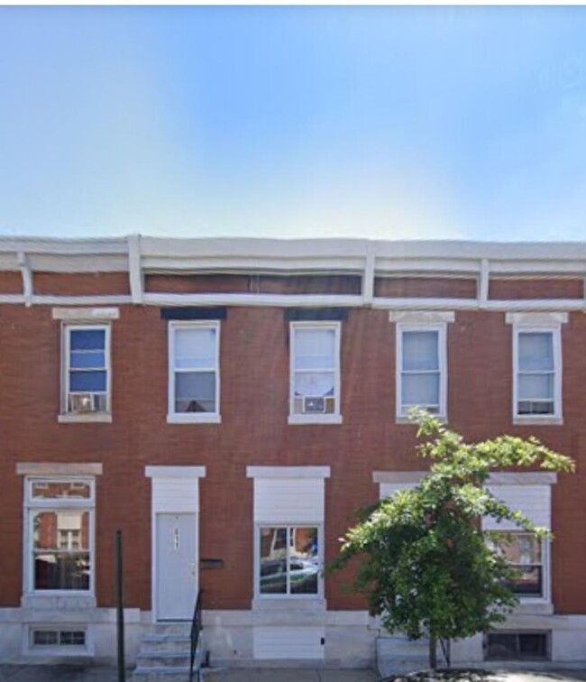 property at 611 N Potomac St