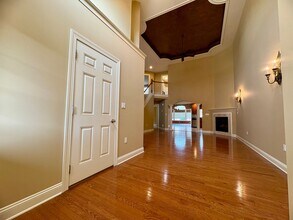 1317 Cantebury Dr in Mount Joy, PA - Building Photo - Building Photo