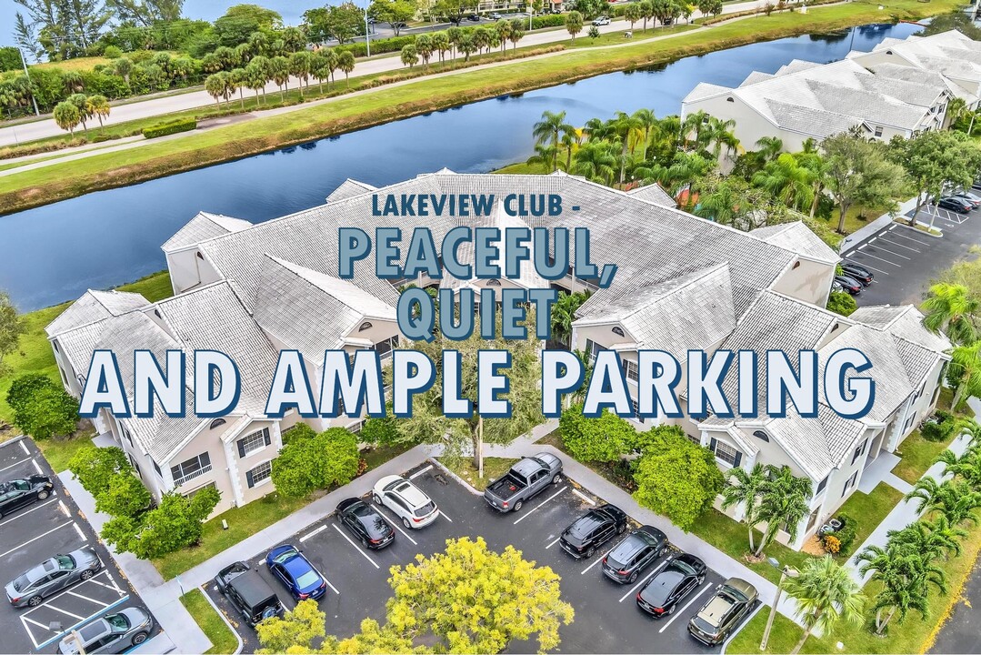 2880 N Oakland Forest Dr, Unit 213 in Oakland Park, FL - Building Photo