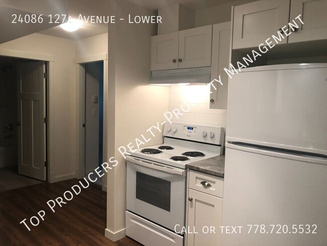 24086-2127a 127A Ave in Maple Ridge, BC - Building Photo - Building Photo