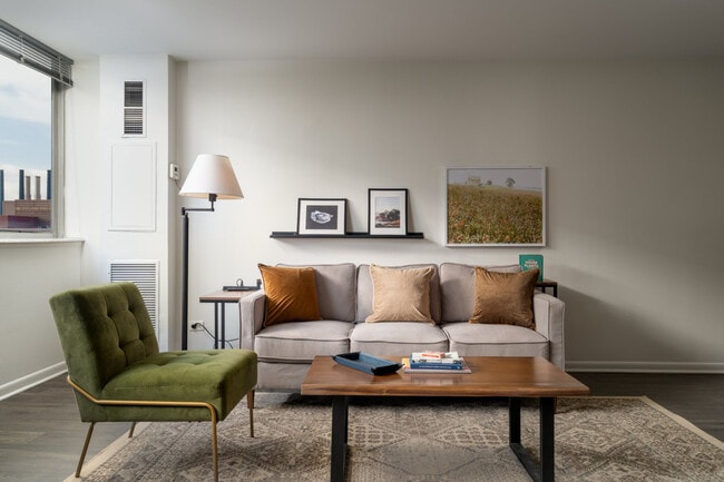 901 S Ashland Ave, Unit SI ID1379050P in Chicago, IL - Building Photo - Building Photo