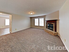 2875 Ludwig Dr in Indianapolis, IN - Building Photo - Building Photo