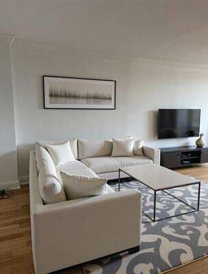 100 Manhattan Ave, Unit 1104 in Union City, NJ - Foto de edificio - Building Photo