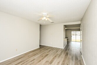 716 Admiralty Way in Fort Worth, TX - Building Photo - Building Photo