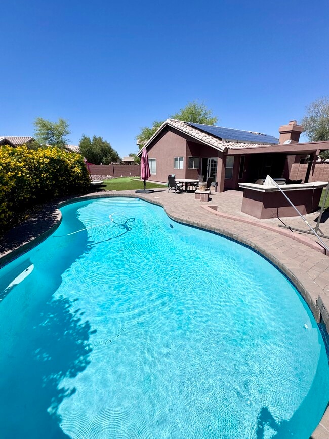 property at 4027 E Rancho Del Oro Dr