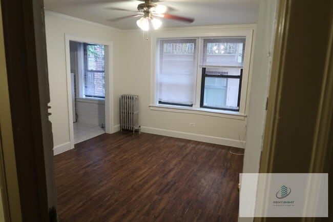 property at 4236 N Broadway