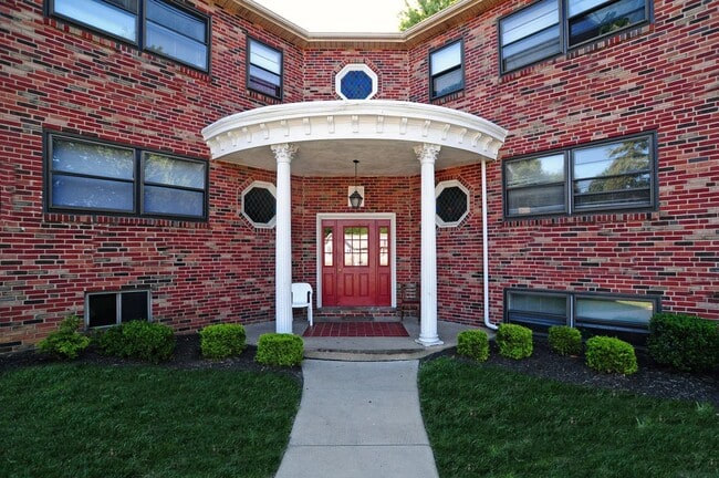 Samanna Apartments