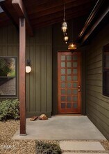 12406 La Maida St in Los Angeles, CA - Foto de edificio - Building Photo