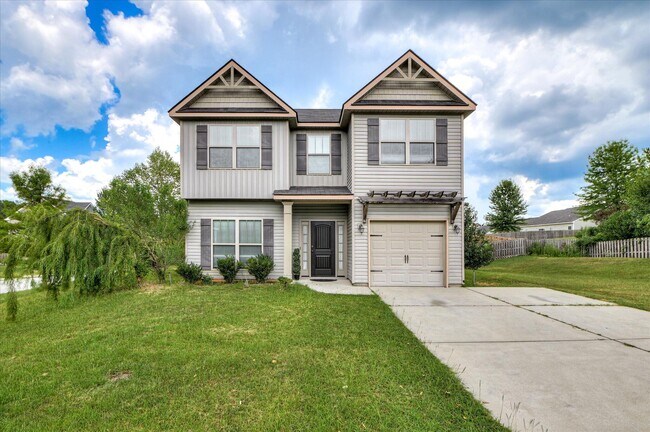 property at 880 Westlawn Dr