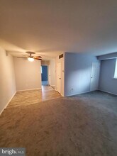 9921 Bustleton Ave in Philadelphia, PA - Building Photo - Building Photo