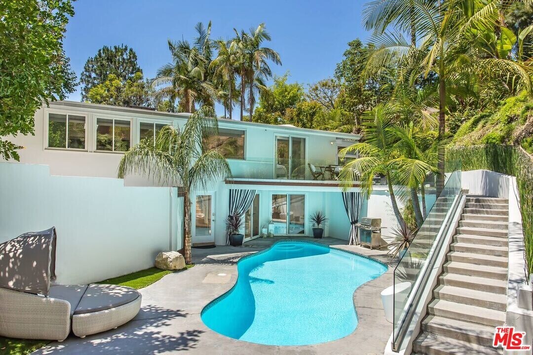 1415 Braeridge Dr in Beverly Hills, CA - Building Photo