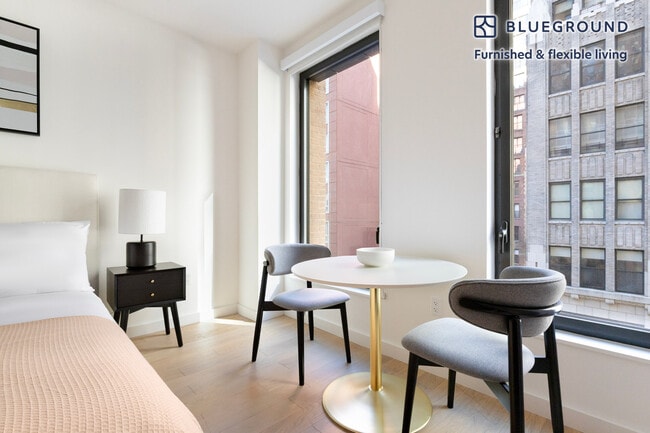 244 W 29th St in New York, NY - Building Photo - Building Photo