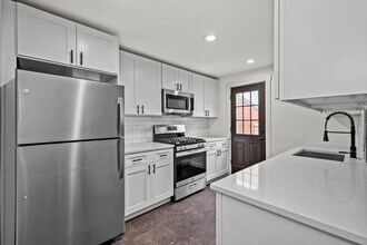 848 Proctor Wy in Pittsburgh, PA - Building Photo - Building Photo