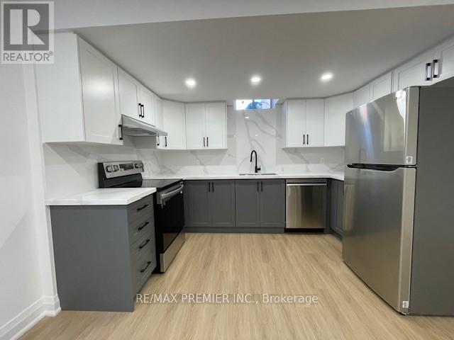 10 Stanton Ave in Vaughan, ON - Building Photo - Building Photo