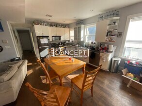 19 Parker Hill Ave in Boston, MA - Building Photo - Building Photo