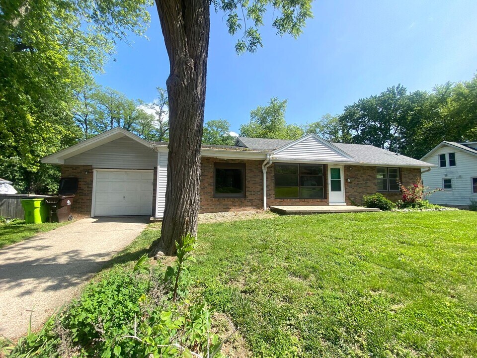 1503 E Rouse Ave in Peoria, IL - Building Photo