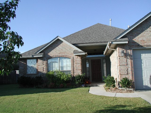 property at 1724 Del Simmons Dr