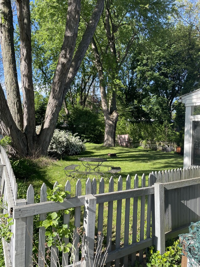 60 Alpine Dr in Rochester, NY - Building Photo - Building Photo