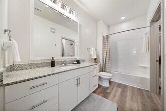 13958 Cottingham St in Houston, TX - Building Photo - Building Photo