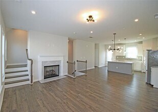 1675 Coasta Way in Mableton, GA - Foto de edificio - Building Photo