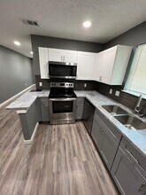 2610 1/2 Mills St in Houston, TX - Building Photo - Building Photo