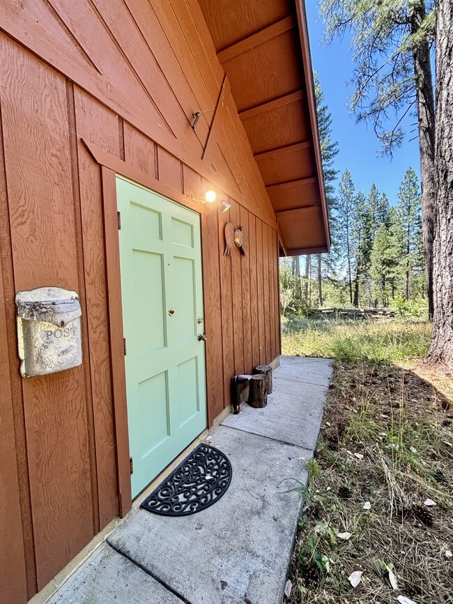 property at 15398 N Bloomfield Rd
