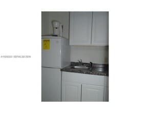 2020 NE 26th St in Wilton Manors, FL - Building Photo - Building Photo