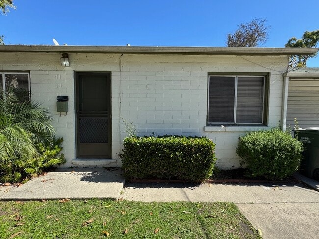 property at 2305 Lomita Blvd