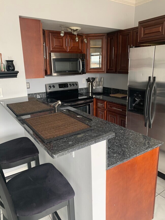 311 W Ashley St Apartments and Nearby Jacksonville Apartments For Rent