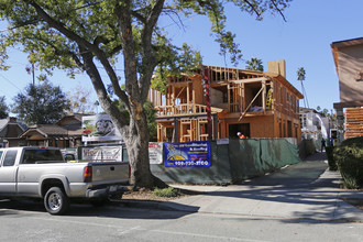 95 N Sierra Bonita Ave in Pasadena, CA - Building Photo - Building Photo