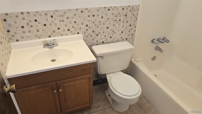 1908 Muren Blvd in Belleville, IL - Building Photo - Building Photo