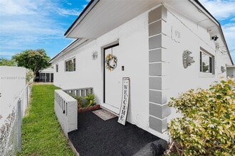 1771 NW 152nd Terrace in Opa Locka, FL - Building Photo - Building Photo