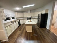 7901 Cameron St photo'