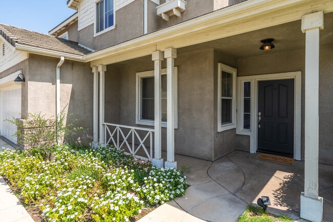 13422 Apricot Tree Ln in Corona, CA - Building Photo - Building Photo