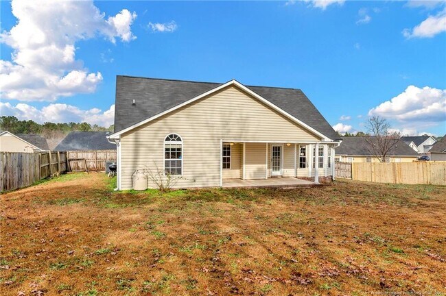 7817 Rosewood Ave in Fayetteville, NC - Building Photo - Building Photo