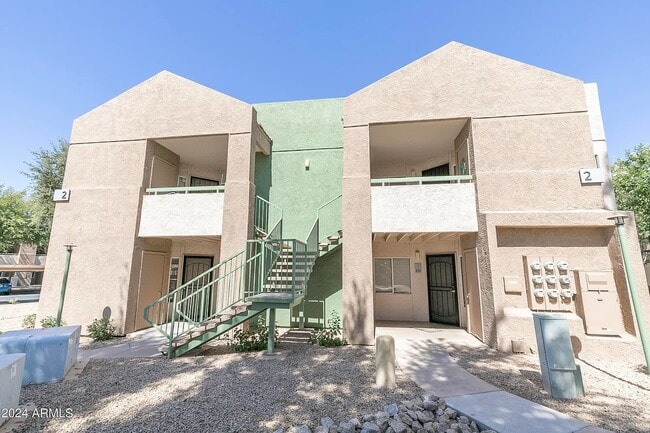 property at 1295 N Ash St