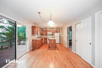 6176 Fox Run Ln in Florence, KY - Building Photo - Building Photo
