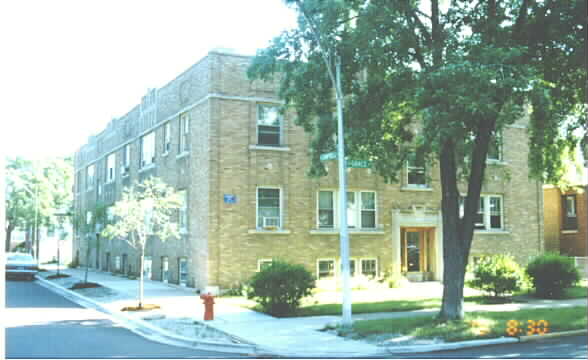 2456-2458 W Grace St in Chicago, IL - Building Photo