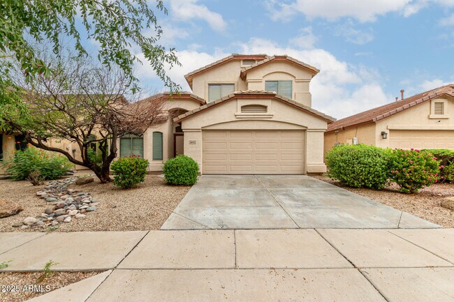 8003 S 48th Dr in Phoenix, AZ - Building Photo - Building Photo