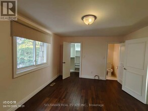 4 Stonedale Placeway in Toronto, ON - Building Photo - Building Photo