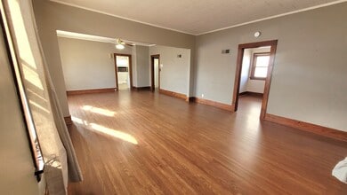 806 S 6th St in Norfolk, NE - Building Photo - Building Photo