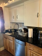 3 Mclellan St in Brunswick, ME - Building Photo - Building Photo
