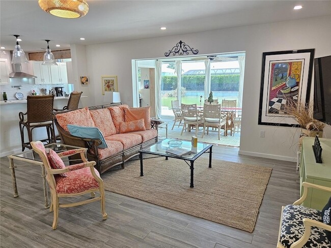 2353 Bal Harbour Dr in Venice, FL - Building Photo - Building Photo