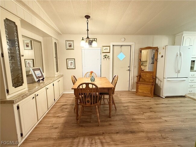 property at 3404 Rainbow Ln