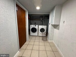 2726 S 8th St in Philadelphia, PA - Building Photo - Building Photo